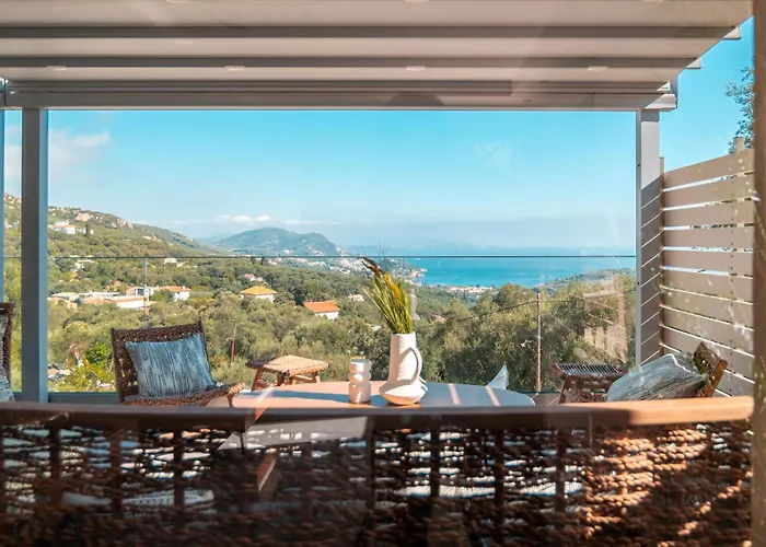 Goldeneye Luxury Villas