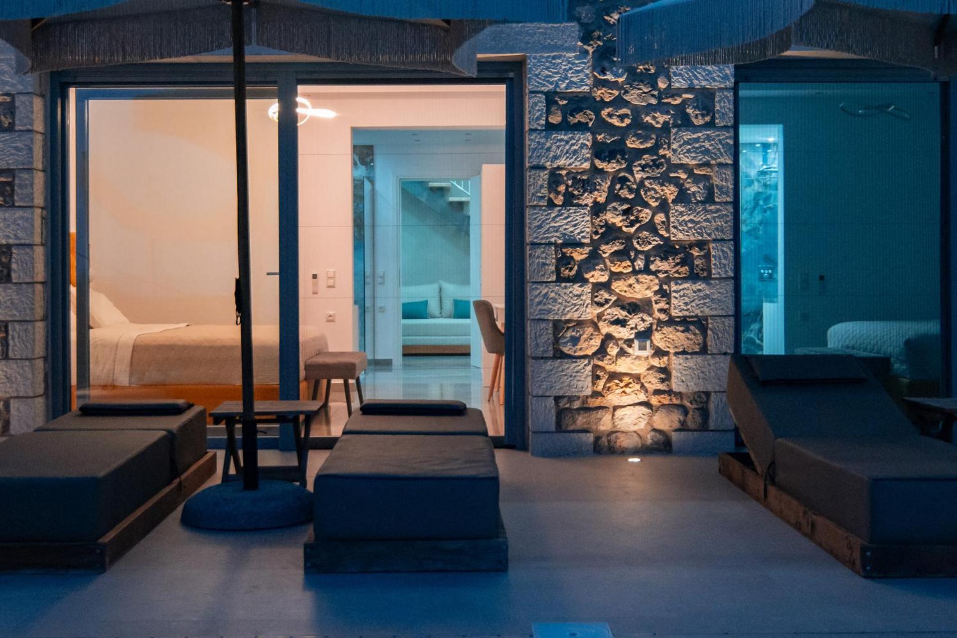 Goldeneye Luxury *