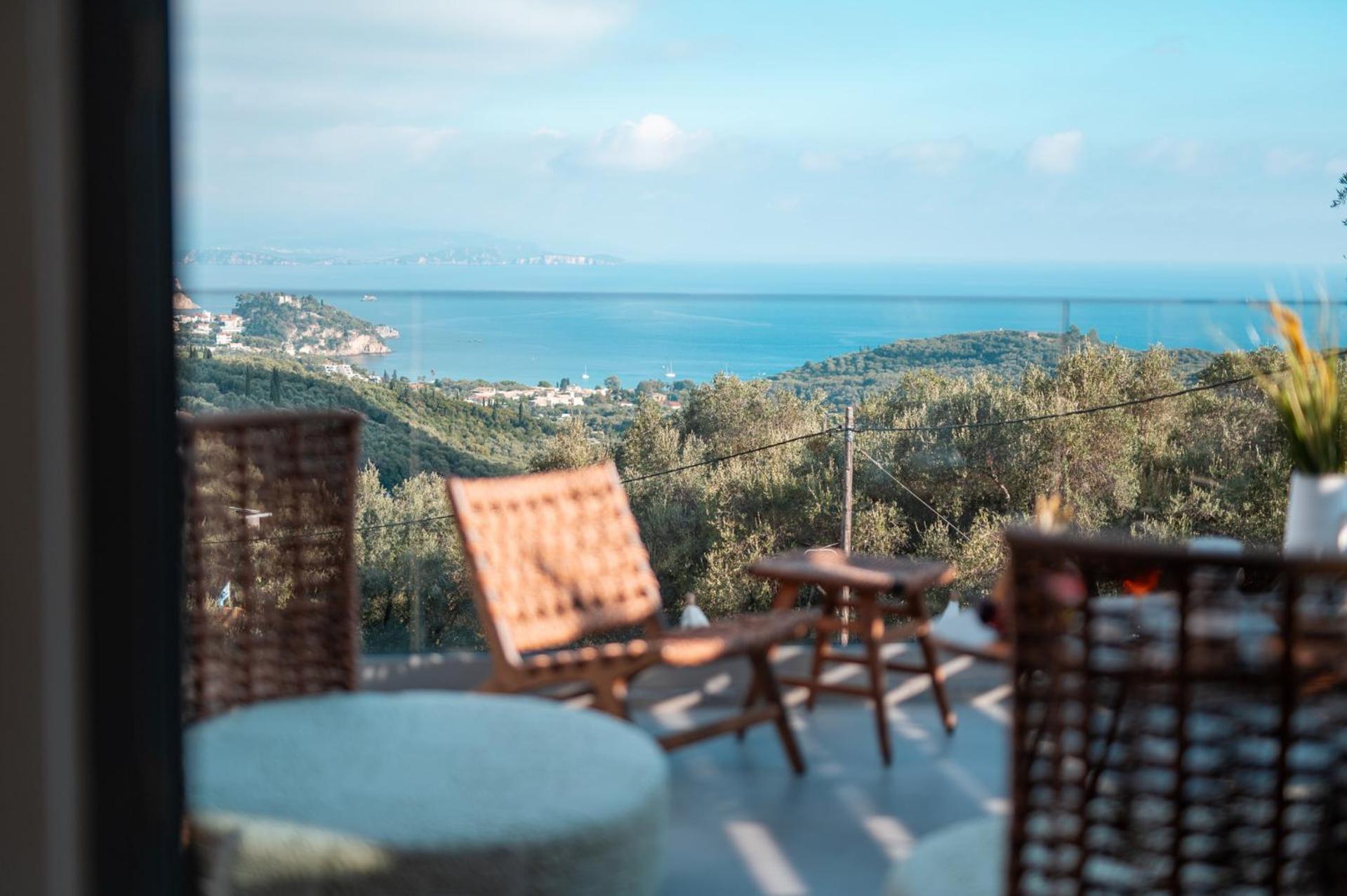 Villa Goldeneye Luxury